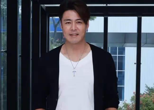 46歲男星新戀情曝光遭吐槽！已帶新歡見過家長，曾2度因出軌離婚