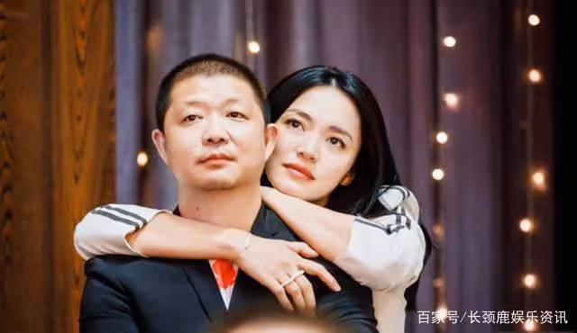 娛樂圈中那些相愛時「甜如蜜」,分手時「鬧翻天」的情侶們