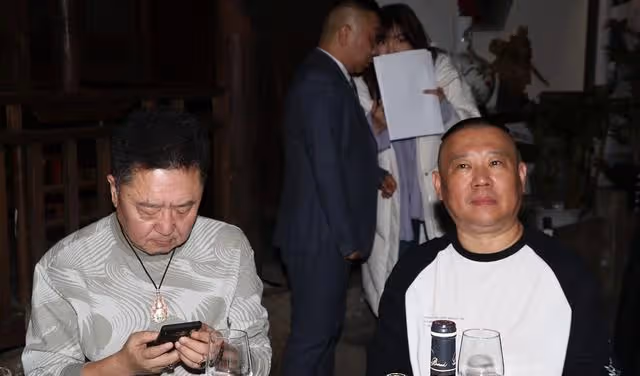郭德綱徒弟怎麼給他拜年?能上門的上門,太遠的沒有要求