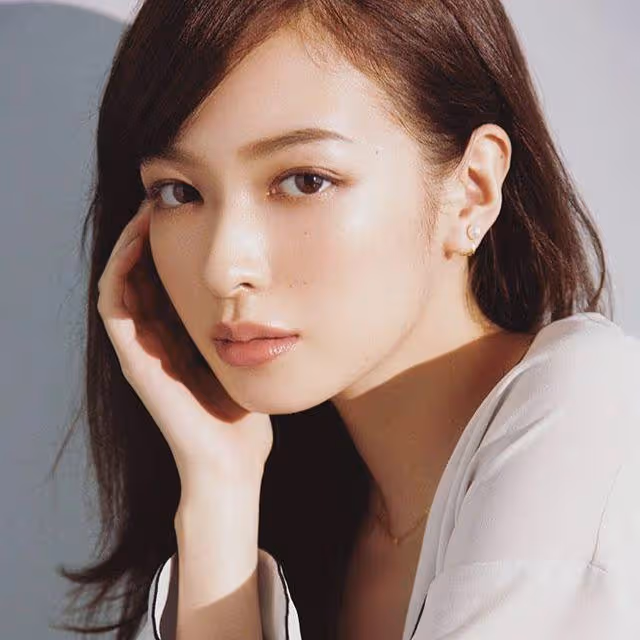 日本可愛模特:森絵梨佳