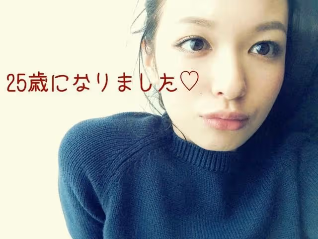 日本可愛模特：森絵梨佳