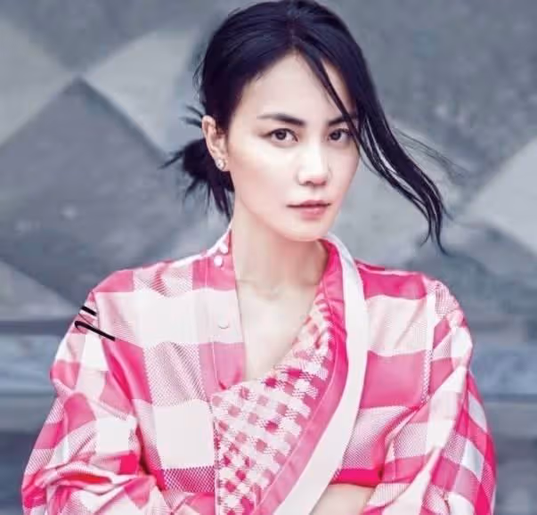 王菲與三任老公的合照,一眼就看出王菲最愛誰,謝霆鋒太難了