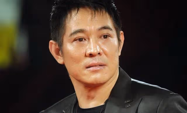 著名女星痛批李連杰是渣男,前妻在國外生活憋屈,沒錢買機票回國