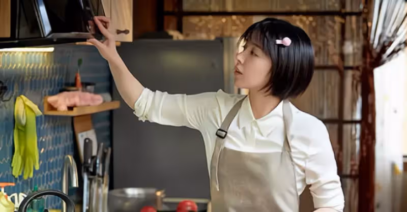 做產檢時巧遇有「公主病」的小姑子，聽醫生喊個名字，我把她絆倒