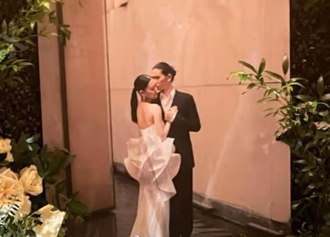 兩大億萬豪門聯姻！霍啟剛堂妹結婚，小2歲男友是港姐吳婉芳長子