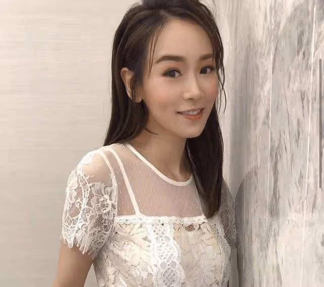 著名港星為賺錢留在內地過年,丈夫身份至今成謎,被指是未婚產子