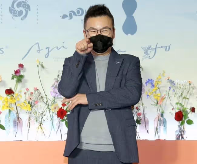 知名女星參加吳宗憲女兒婚禮,衣服拉鏈突然爆開,急忙躲廁所補救