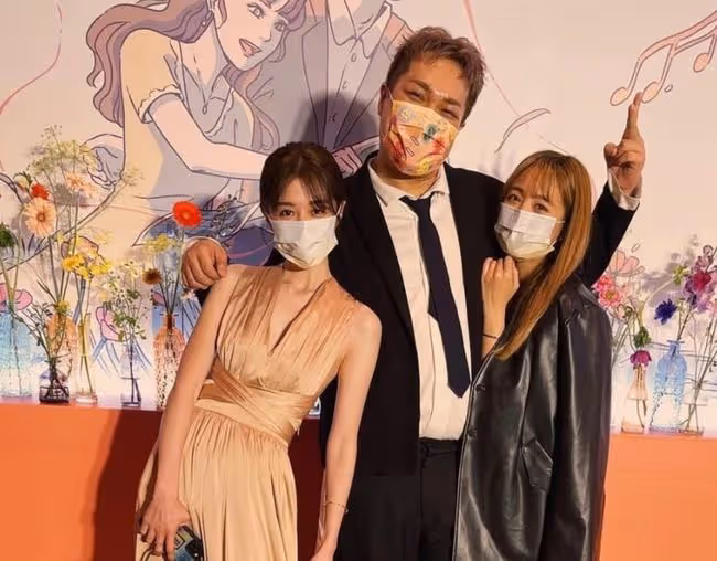 知名女星參加吳宗憲女兒婚禮,衣服拉鏈突然爆開,急忙躲廁所補救