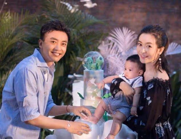 娛樂圈5對低調幸福的夫妻，每一對都是典範，結婚最長的已經15年