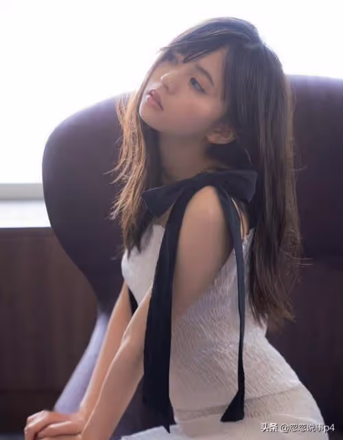 日本四千年一遇的美少女，小臉僅有18厘米的女星-齋藤飛鳥