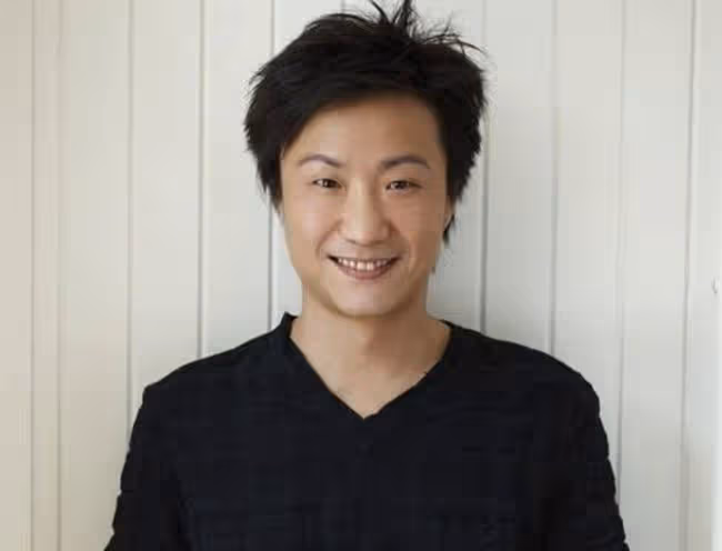 不滿TVB太霸道拒絕亮相！鄭中基曝曾被無端改歌詞，至今怒氣難消