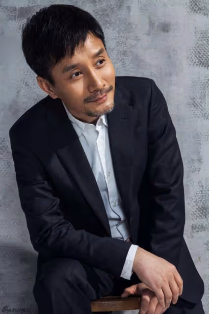 江珊火辣情史:離婚後和靳東同居5年,女兒一句話卻讓她選擇放手