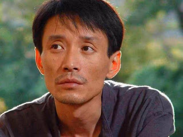 江珊火辣情史:離婚後和靳東同居5年,女兒一句話卻讓她選擇放手