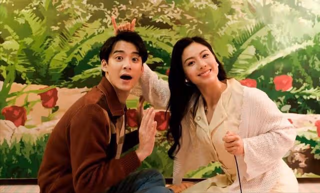 甜!TVB熱播劇上演三大粉紅橋段,「草莓吻」讓網友直呼:想戀愛