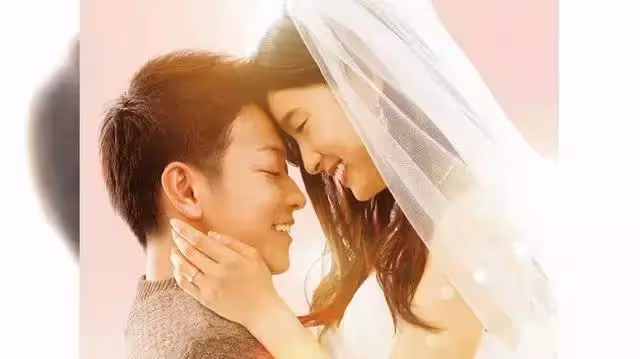 遲來8年的婚禮!沉睡2190天「未婚夫苦苦守候」只盼再見她笑 終於奇跡「喚醒失憶女友」:重來100萬次依然愛你