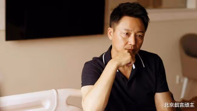 叔圈頂流,劉奕君頻登熱搜,早期作品再次翻紅,掀起全網熱議!