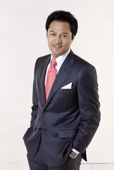 人魚小姐金成珉,閃婚大四歲牙醫,一夜聲名狼藉選擇離世!