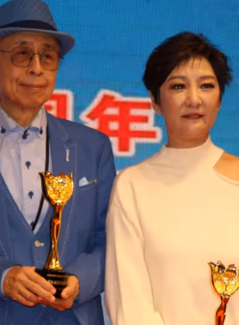 雪梨獲全國十佳表演獎，56歲氣質仍出眾，與一眾老戲骨同台領獎