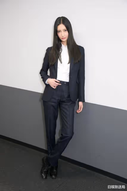天海祐希、米倉涼子...誰是你心目中最適合穿西裝的日本女演員?