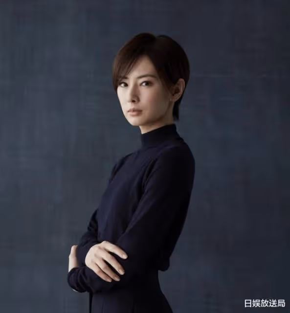 天海祐希、米倉涼子...誰是你心目中最適合穿西裝的日本女演員?