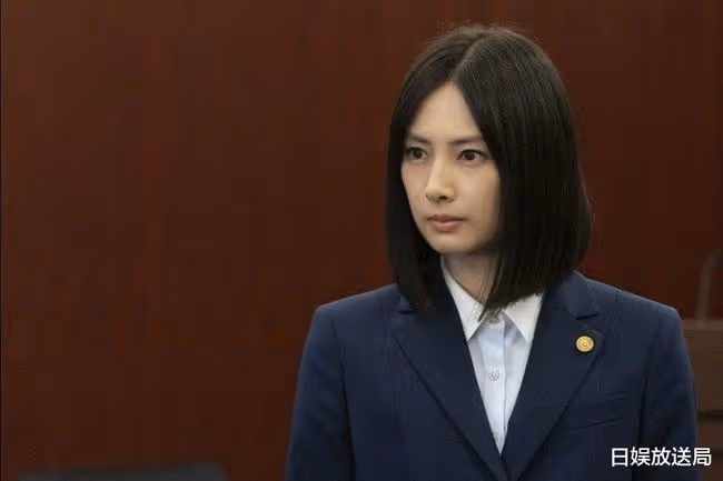 天海祐希、米倉涼子...誰是你心目中最適合穿西裝的日本女演員?