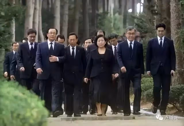 老公自殺後,被婆家逼上絕路,48歲全職太太如何翻成大女主?