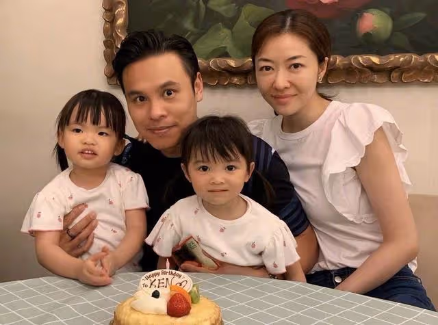 恭喜!香港著名女星懷二胎半年腳踩高跟鞋現身,宣布封肚不會再生