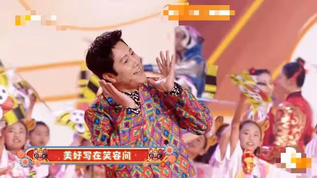 山東春晚太驚艷!周濤rap顯反差萌,馮鞏引回憶,孫濤凍齡依舊