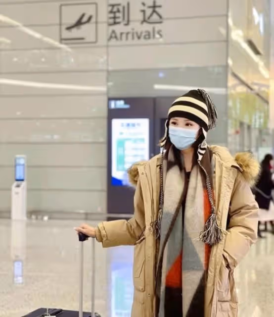 知名度大增!TVB知名女主持內地大受歡迎,更登春晚節目大秀唱功