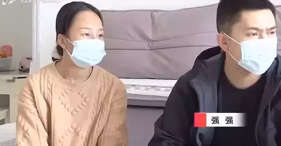兒子想知道生父是誰,母親萬般阻攔,繼父送上婚房也難換繼子感恩