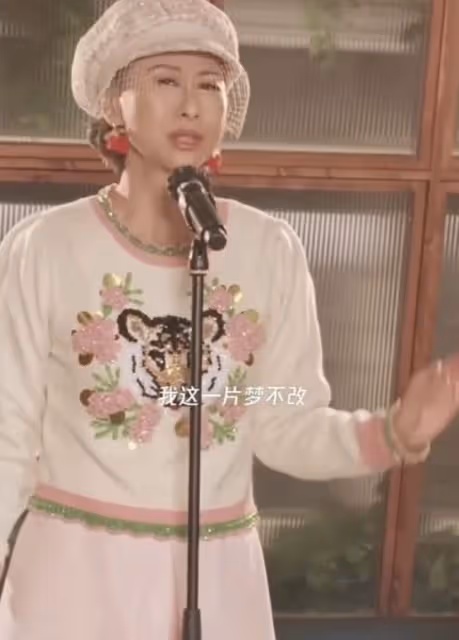 TVB罕見辦春晚!眾星賣力說普通話,張智霖領唱《我的中國心》
