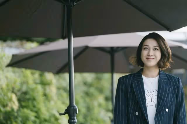 宣布棄賽！鍾嘉欣聲明不出席TVB頒獎禮，寧棄視後大獎回家陪子女