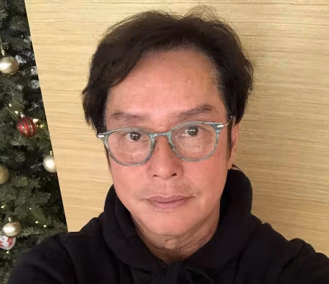 驚喜!溫拿樂隊時隔8年合體現身虎年春晚,譚詠麟鍾鎮濤再唱經典