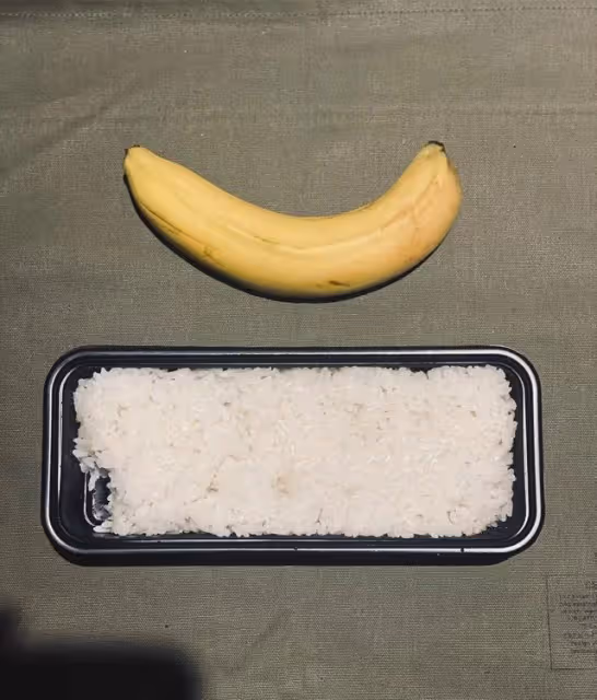 悶到發慌!TVB當家小生隔離獨自過大年,年夜飯只有米飯和蘋果?