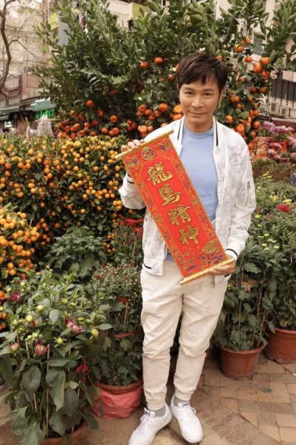 TVB視帝郭晉安買年桔賀年，曝10歲女兒有畫畫天賦，主動設計春聯