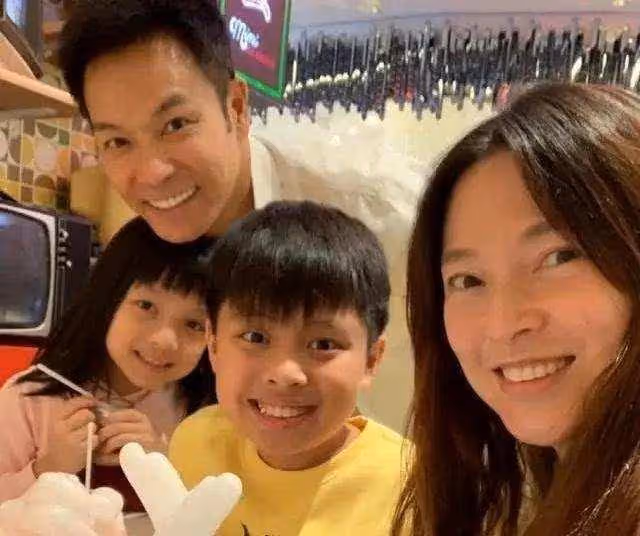 TVB視帝郭晉安買年桔賀年，曝10歲女兒有畫畫天賦，主動設計春聯