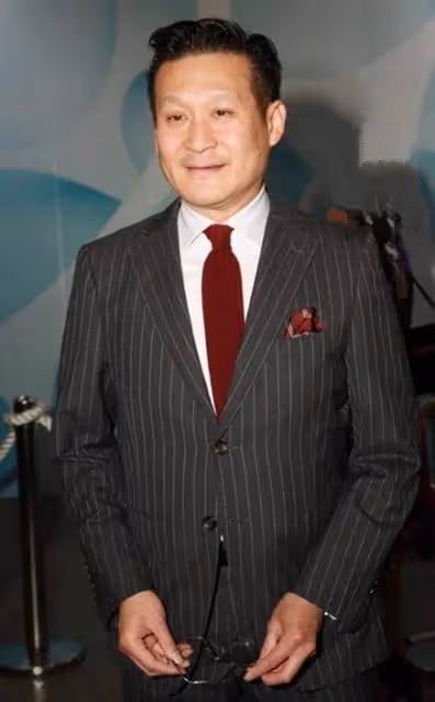 完全不愁錢！TVB港姐季軍宣布約滿離巢放長假，港媒曝離婚分得3億