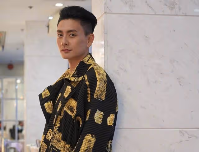 TVB七大男神罕見同框!平均年齡45歲,網友:可以直接成團出道了