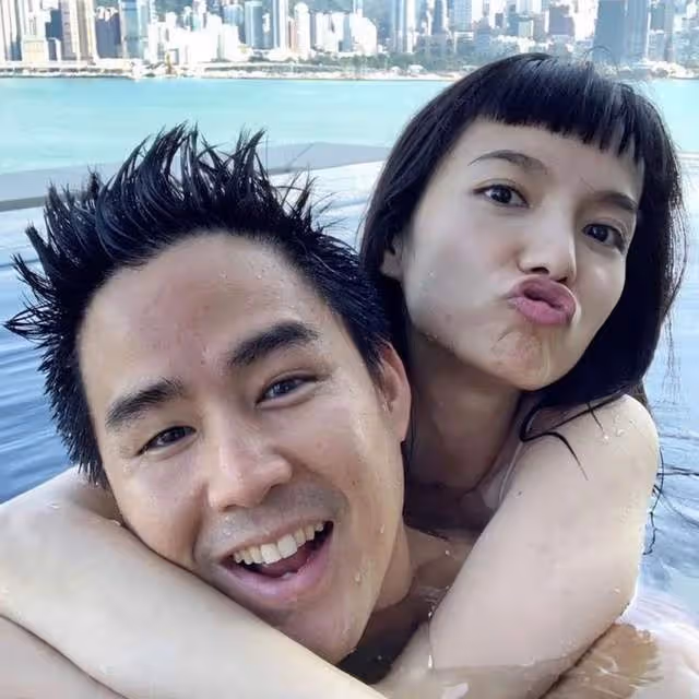 臨盆在即！TVB童顏女星懷胎九月出席好友婚禮，老公全程悉心照料