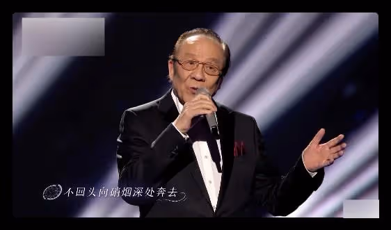衛視春晚亮點：馮鞏秀諧音梗，張傑謝娜對唱，關曉彤王鷗同台走秀