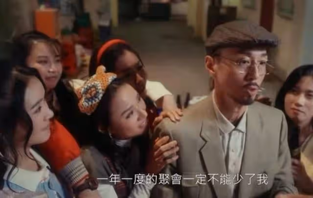 有驚喜!TVB甘草演員演前金牌監製,被內地網友誇讚深感受寵若驚