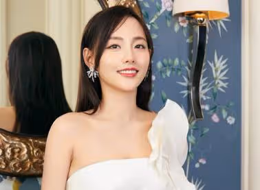 豪門媳婦張嘉倪:5年誕2子卻未辦婚禮,至今仍叫婆婆為阿姨