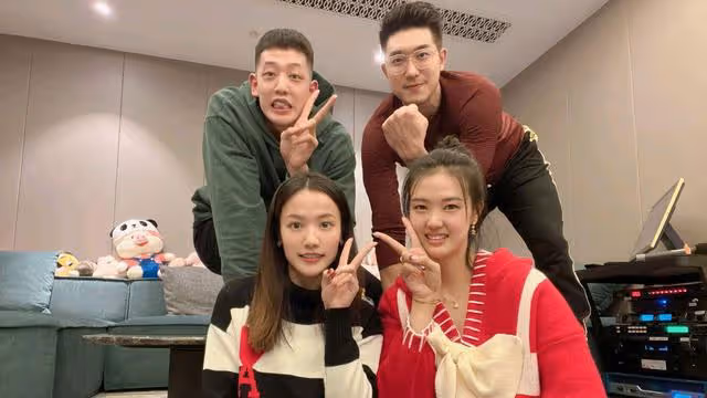 CBA太太團爭奇鬥豔！江蘇核心曬女排國手嬌妻，沈梓捷女友不輸對方