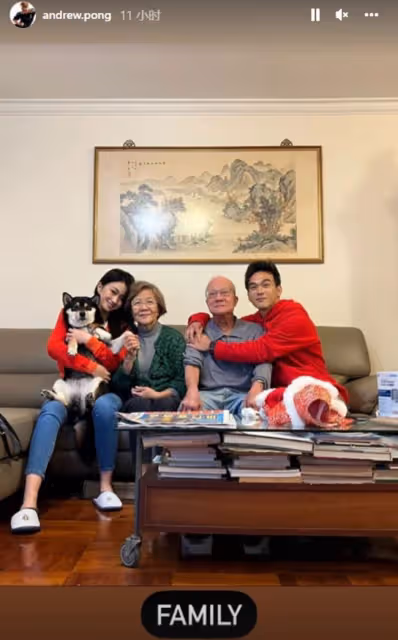 錢小豪兒子帶女友到爺爺家拜年,女方美貌出眾,相戀1年感情甜蜜