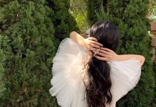 婚前在婆家留宿,和小姑子同住一晚,婆婆以此為由要降10萬彩禮