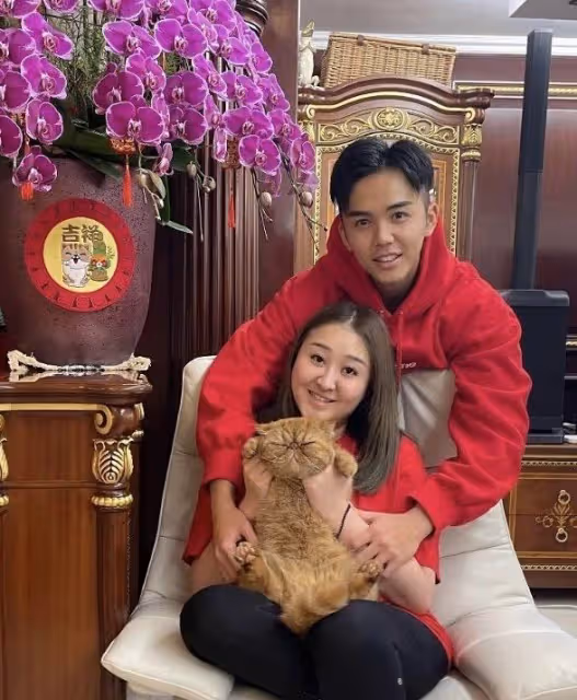恭喜!TVB上位小生疑官宣新戀情,女方長相不輸其圈中前任女友