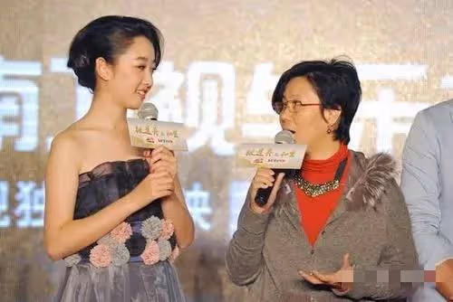 「嘴笨黛玉」蔣夢婕:得罪李少紅被索賠千萬,只為跪倒在謝娜身旁