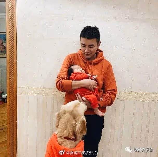 朱晨麗與白雲劉溫馨影紅賀年相!洪永城第一次以父親身份過年