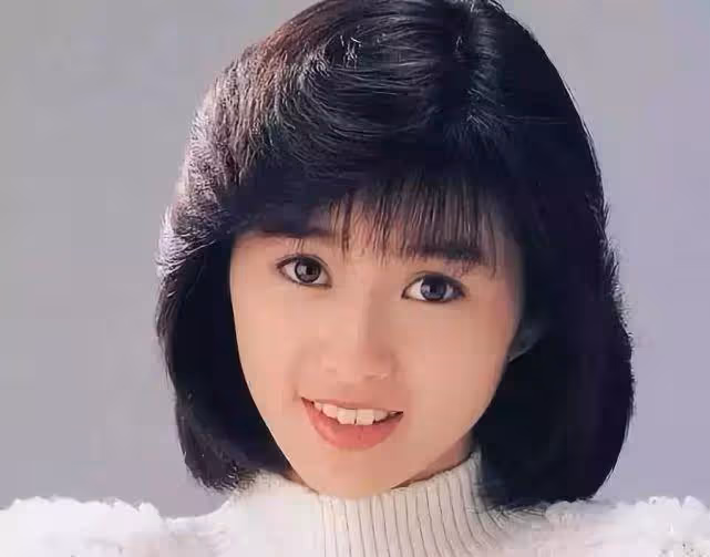 從一代女神到淪為網絡「乞討」,偶像隕落有多可怕?