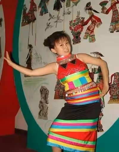 「最丑明星」朱潔：身高1米28，卻嫁給了愛情，讓全網羨慕